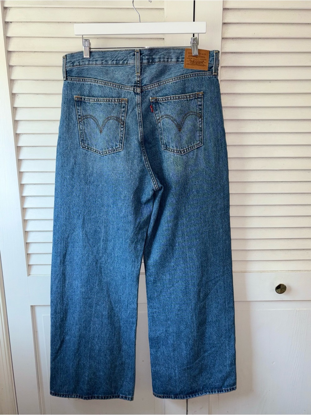 Levi's Premium Ribcage Wide Leg Jeans 31 High Rise Medium Wash 100% Cotton - Picture 4 of 8